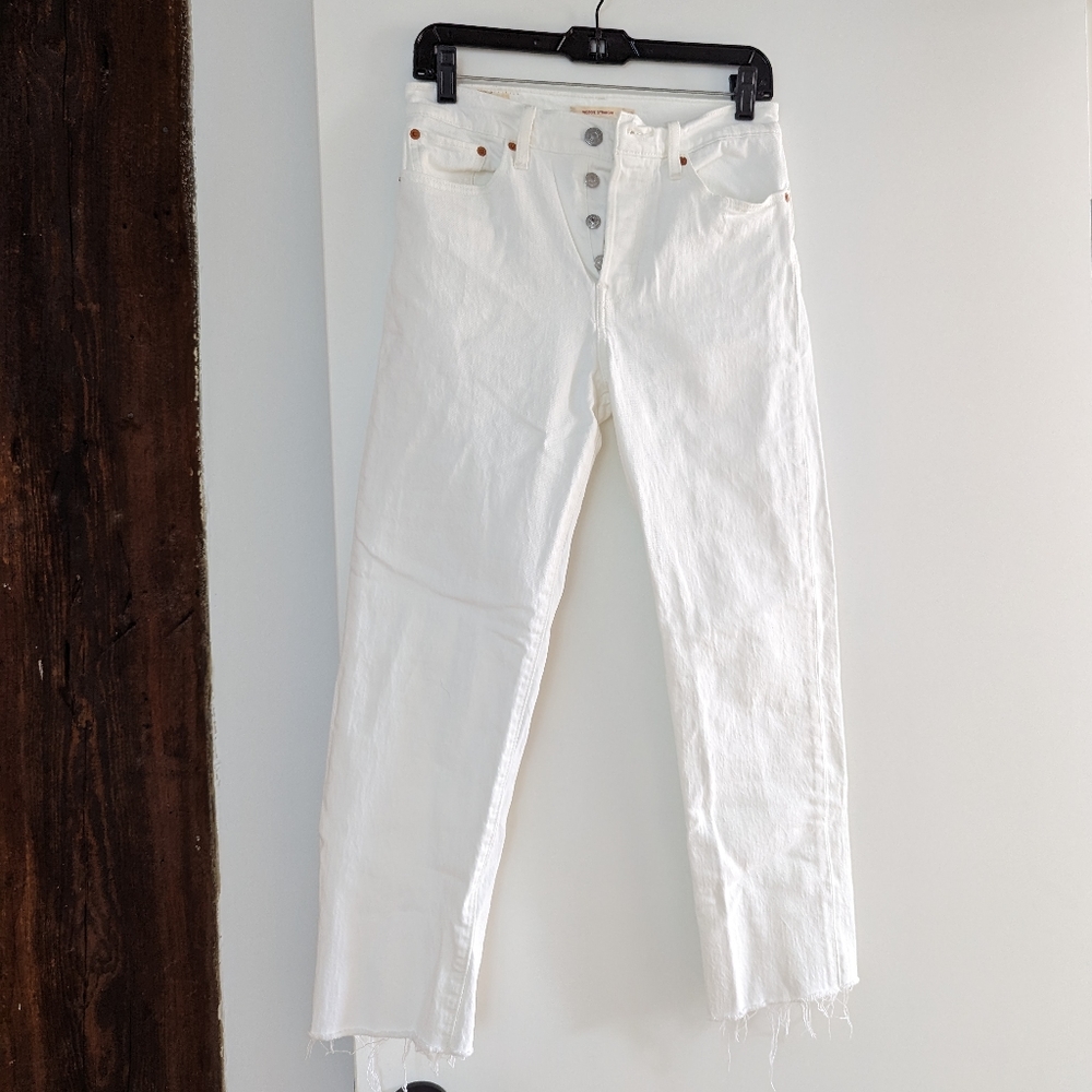 Levi's NWOT wedgie straight - size 27